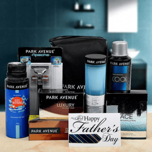 Men’s shaving and grooming kit
