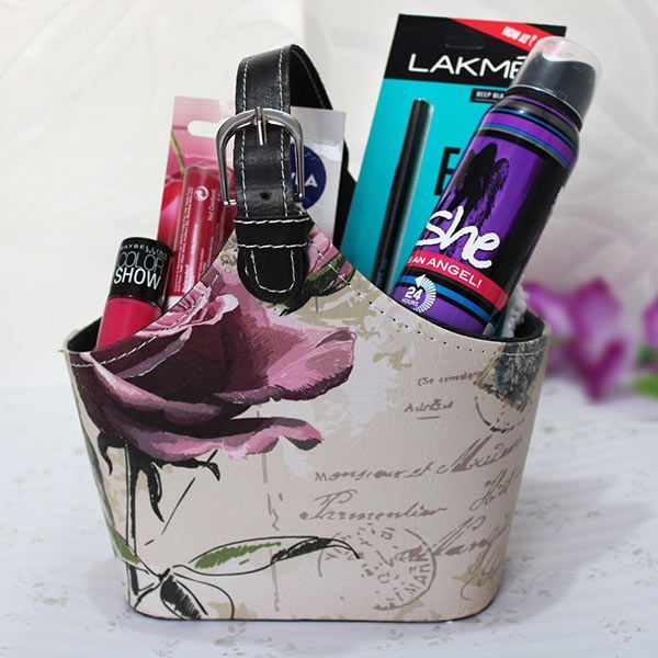 Beauty Hamper For Her