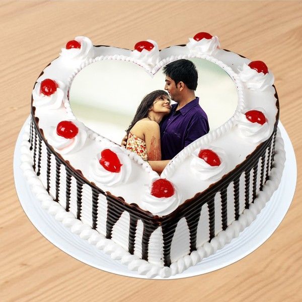 Heart-shaped Cake