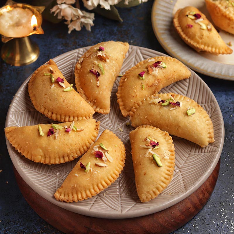 Mouth Watering Kesar Gujiya